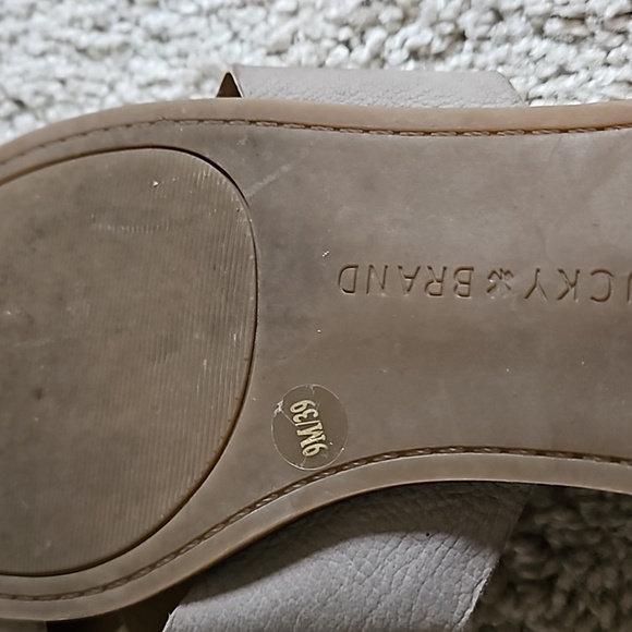 Lucky Brand Gallah Women's Taupe Criss Cross Flats Leather Sandals Size 9 - Picture 6 of 9